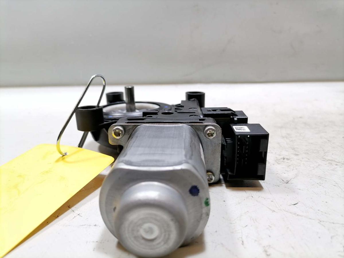 VW Polo 9N3 original Fensterhebermotor vorn links Bj.2009